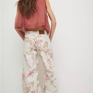 NWT We The free Eden Printed High Slouchy Flare Jeans